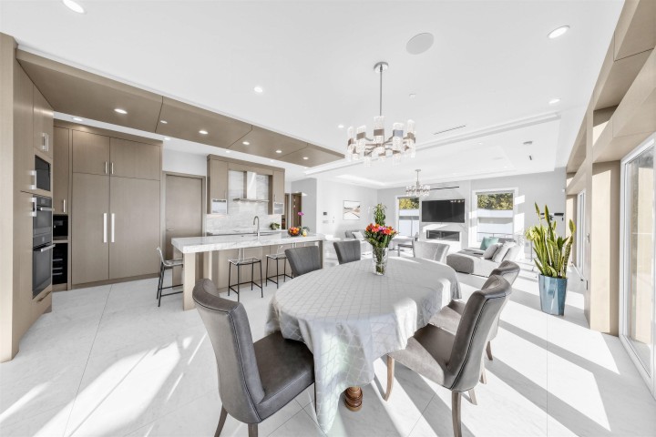 Photo 12 at 515 Ballantree Road, Glenmore, West Vancouver