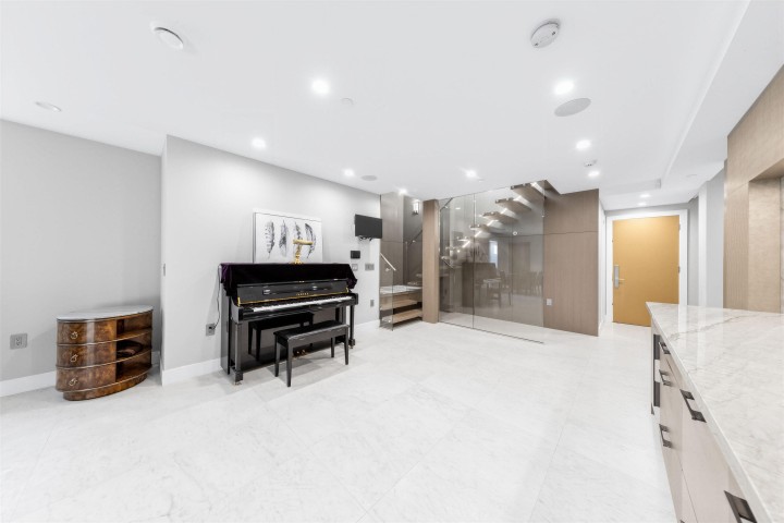 Photo 35 at 515 Ballantree Road, Glenmore, West Vancouver