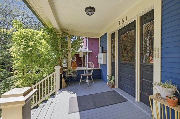 Photo 3 at 761 E 15th Avenue, Mount Pleasant VE, Vancouver East