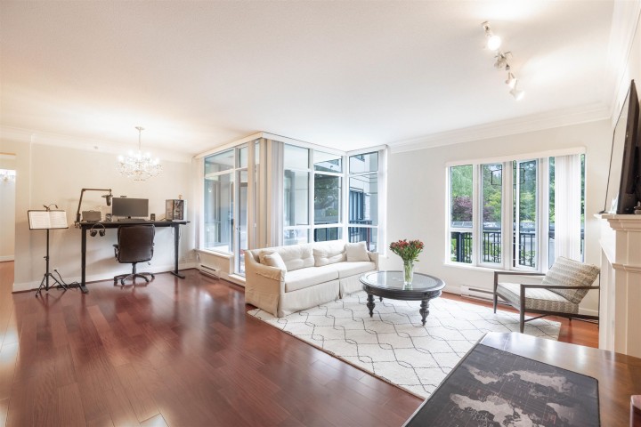 Photo 9 at 218 - 4685 Valley Drive, Quilchena, Vancouver West