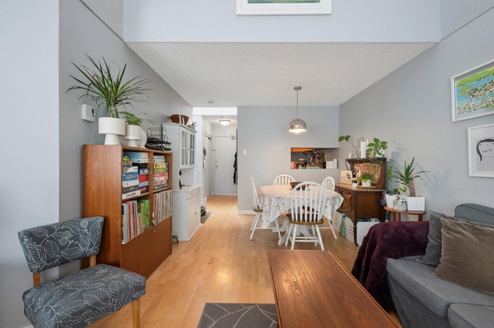 Photo 5 at 407 - 1345 Comox Street, West End VW, Vancouver West