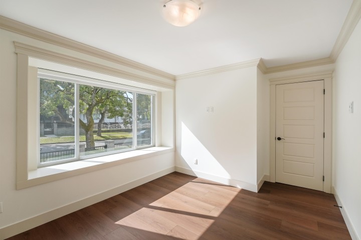 Photo 13 at 5454 Slocan Street, Collingwood VE, Vancouver East