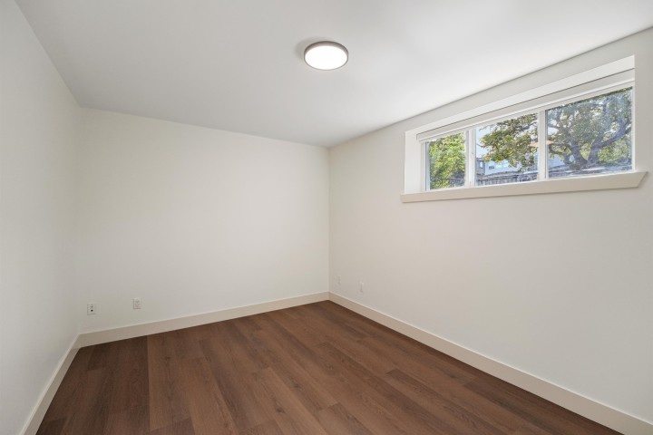 Photo 32 at 5454 Slocan Street, Collingwood VE, Vancouver East