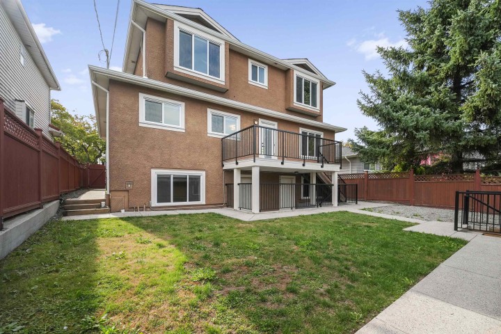 Photo 34 at 5454 Slocan Street, Collingwood VE, Vancouver East