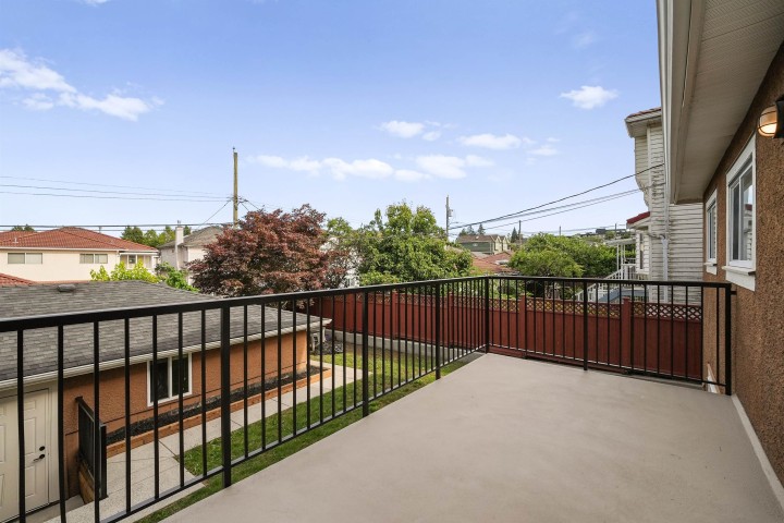 Photo 35 at 5454 Slocan Street, Collingwood VE, Vancouver East