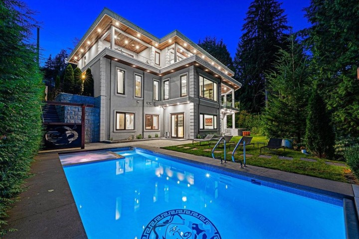 Photo 38 at 558 Glenross Road, Glenmore, West Vancouver