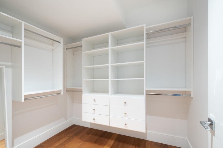 Photo 16 at 136 E 61st Avenue, South Vancouver, Vancouver East