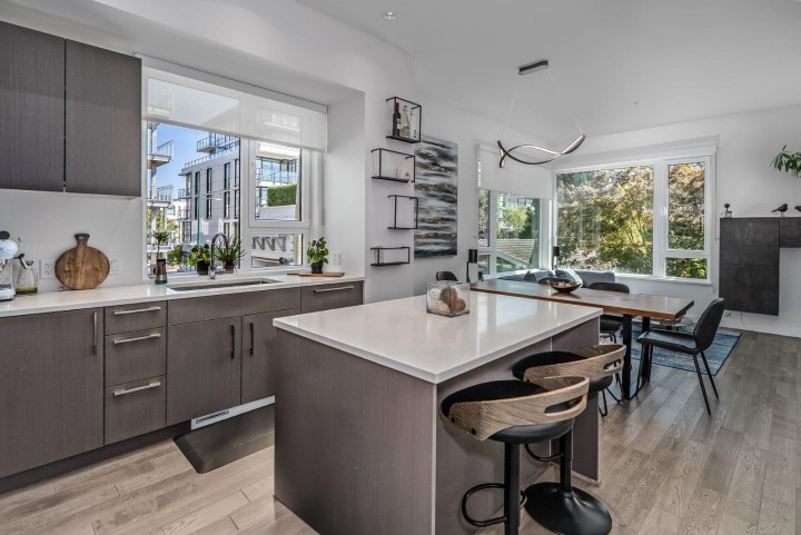 Photo 11 at 487 W 26th Avenue, Cambie, Vancouver West