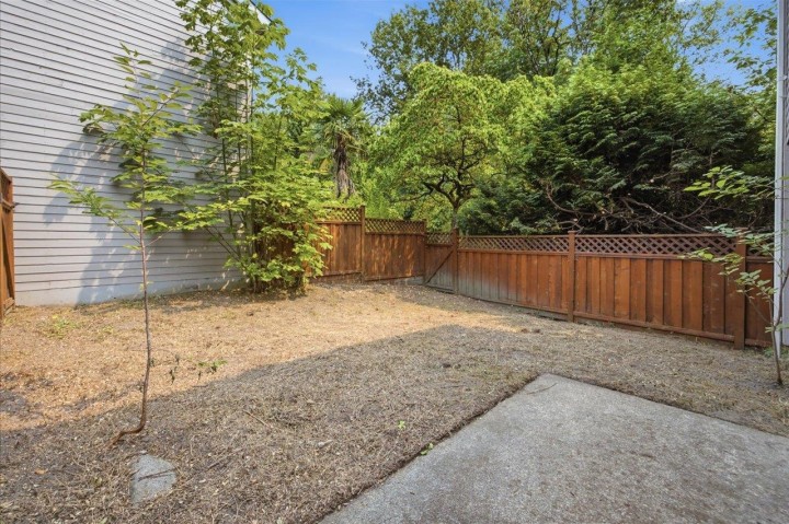 Photo 15 at 3661 Handel Avenue, Champlain Heights, Vancouver East