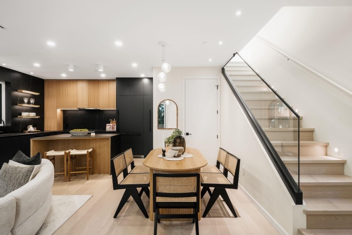 Photo 7 at 1 - 2764 W 14th Avenue, Kitsilano, Vancouver West