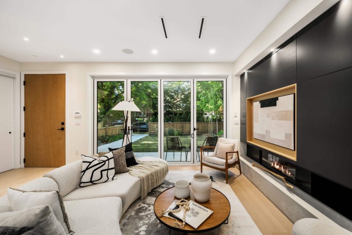 Photo 5 at 1 - 2764 W 14th Avenue, Kitsilano, Vancouver West