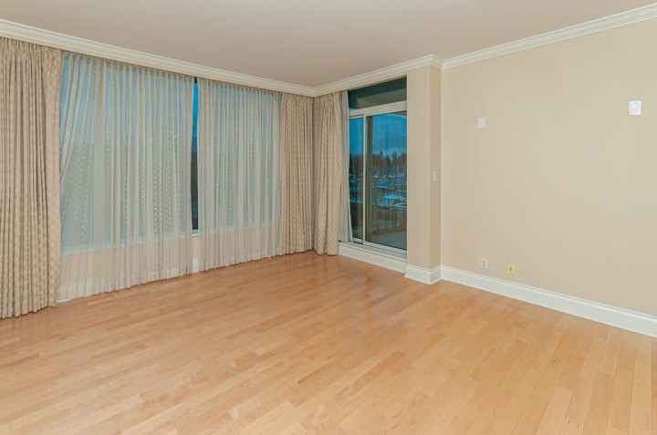 Photo 22 at 302 - 1777 Bayshore Drive, Coal Harbour, Vancouver West