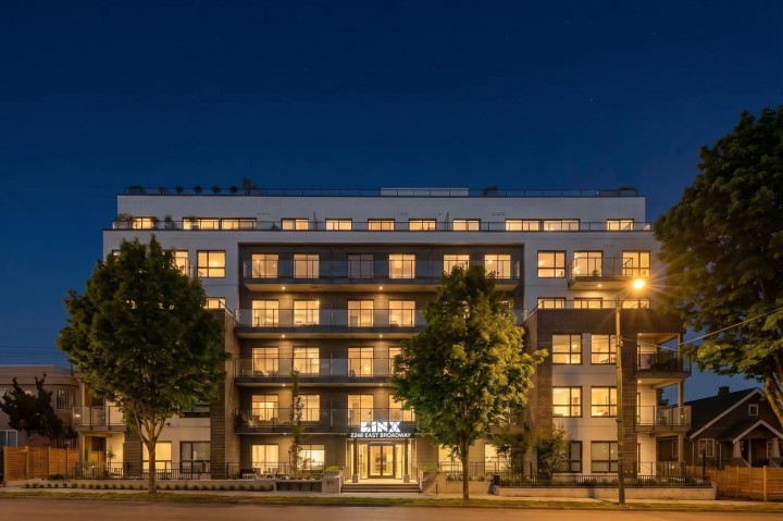 Photo 2 at 102 - 2268 E Broadway, Grandview Woodland, Vancouver East