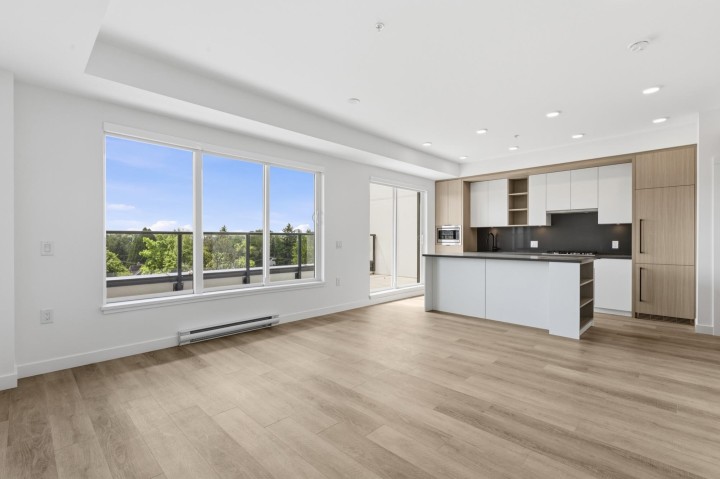 Photo 10 at 501 - 2268 E Broadway, Grandview Woodland, Vancouver East