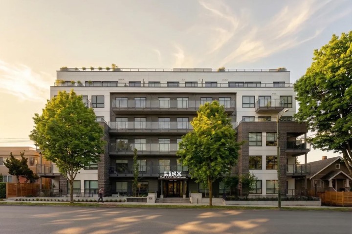 Photo 1 at 302 - 2268 E Broadway, Grandview Woodland, Vancouver East