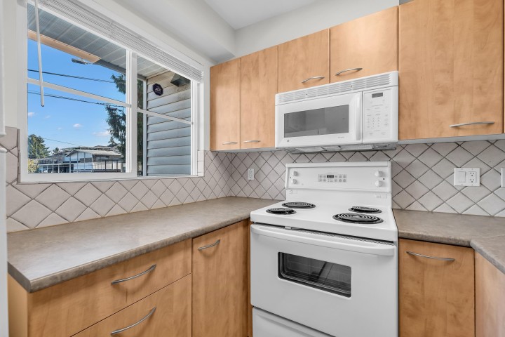 Photo 23 at 101 - 2973 Kingsway, Collingwood VE, Vancouver East