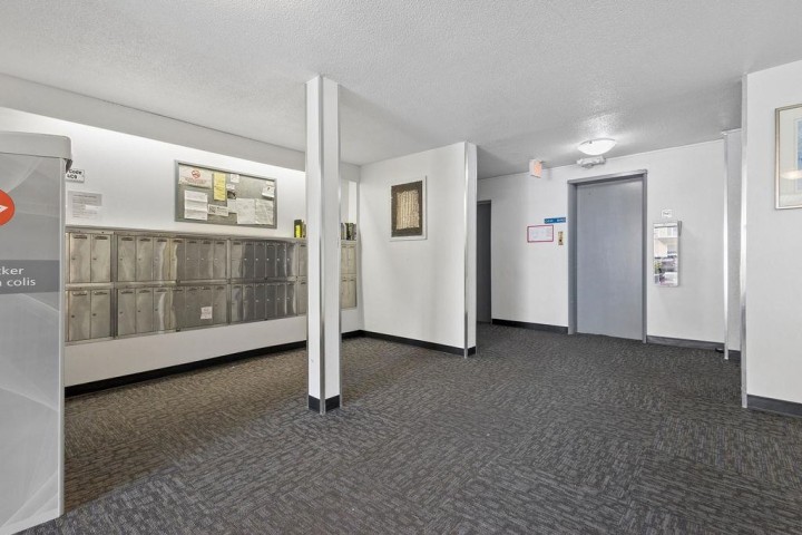Photo 12 at 106 - 36 E 14th Avenue, Mount Pleasant VE, Vancouver East