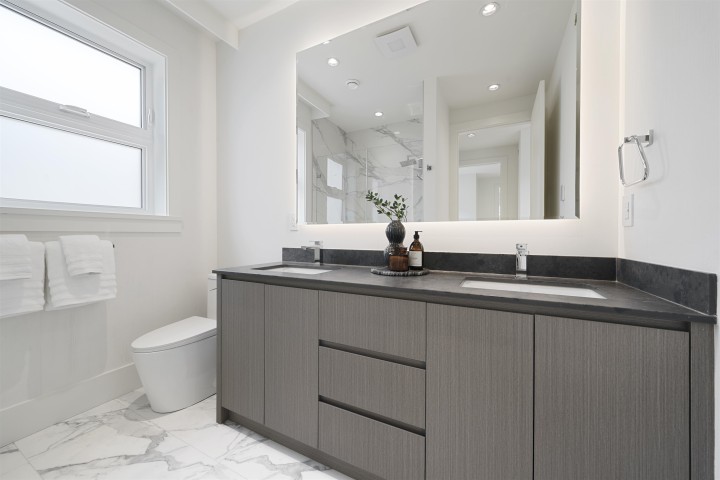 Photo 18 at 2 - 1958 W 60th Avenue, S.W. Marine, Vancouver West