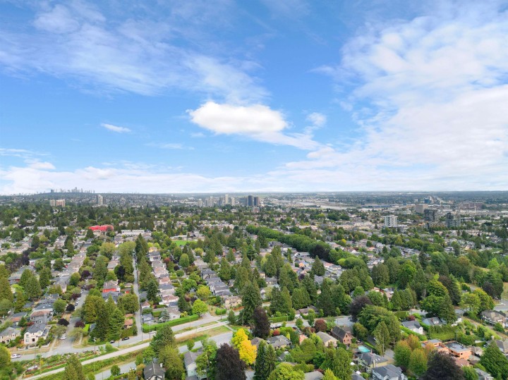 Photo 21 at 2 - 1958 W 60th Avenue, S.W. Marine, Vancouver West