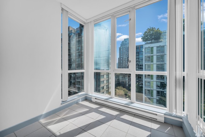 Photo 17 at 1106 - 1082 Seymour Street, Downtown VW, Vancouver West