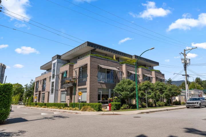 Photo 2 at 202 - 1591 Bowser Avenue, Norgate, North Vancouver