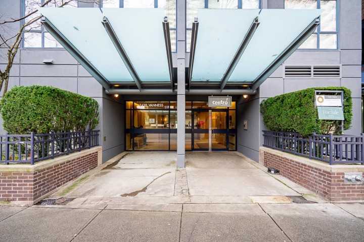 Photo 3 at 906 - 3438 Vanness Avenue, Collingwood VE, Vancouver East