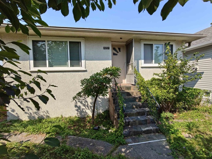 Photo 1 at 2503 E 27th Avenue, Collingwood VE, Vancouver East