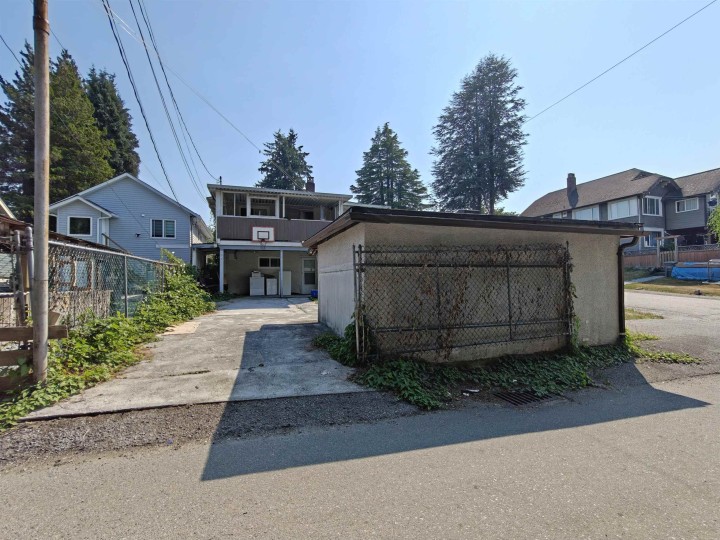 Photo 10 at 2503 E 27th Avenue, Collingwood VE, Vancouver East