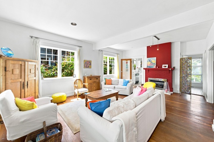 Photo 3 at 2433 Mathers Avenue, Dundarave, West Vancouver