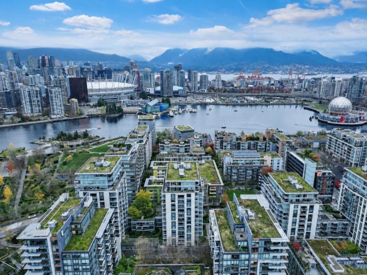 Photo 25 at 809 - 168 W 1st Avenue, False Creek, Vancouver West