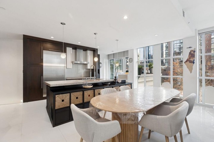 Photo 6 at 402 - 1102 Hornby Street, Downtown VW, Vancouver West