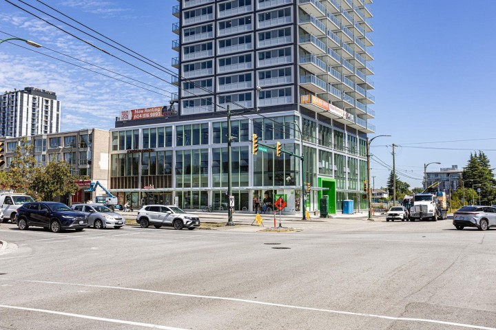 Photo 17 at 303 - 677 W 41st Avenue, Cambie, Vancouver West
