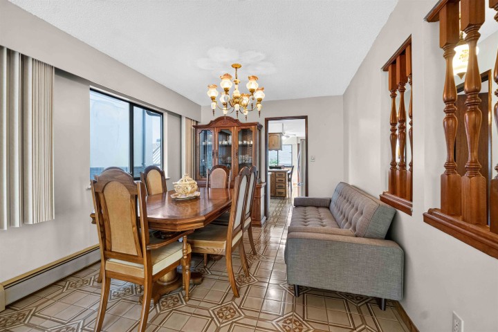 Photo 13 at 2739 E 8th Avenue, Renfrew VE, Vancouver East