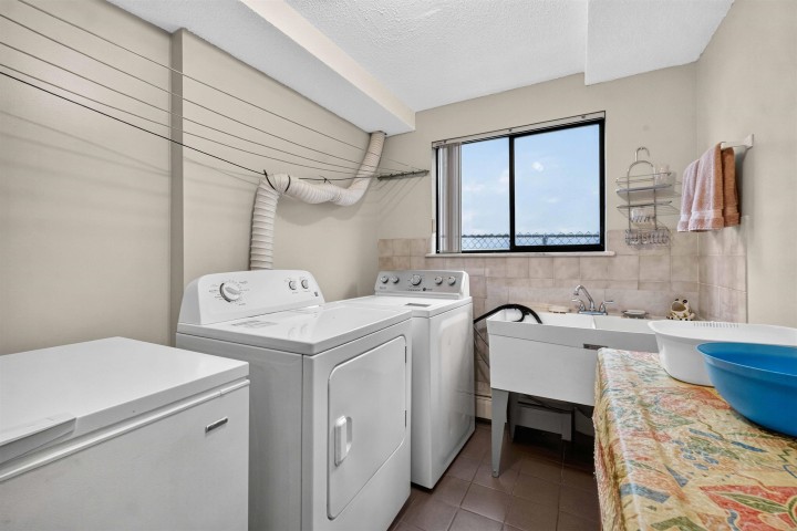 Photo 33 at 2739 E 8th Avenue, Renfrew VE, Vancouver East
