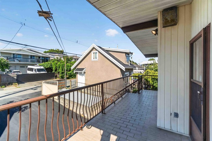 Photo 37 at 2739 E 8th Avenue, Renfrew VE, Vancouver East