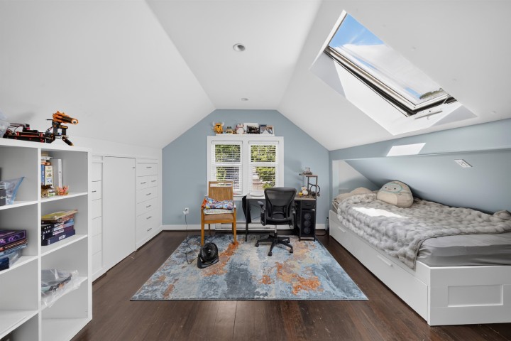 Photo 12 at 4327 W 12th Avenue, Point Grey, Vancouver West