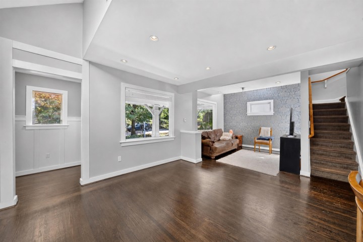 Photo 3 at 4327 W 12th Avenue, Point Grey, Vancouver West