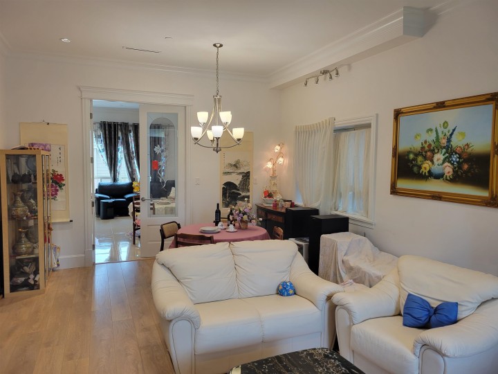 Photo 9 at 2962 Kitchener Street, Renfrew VE, Vancouver East