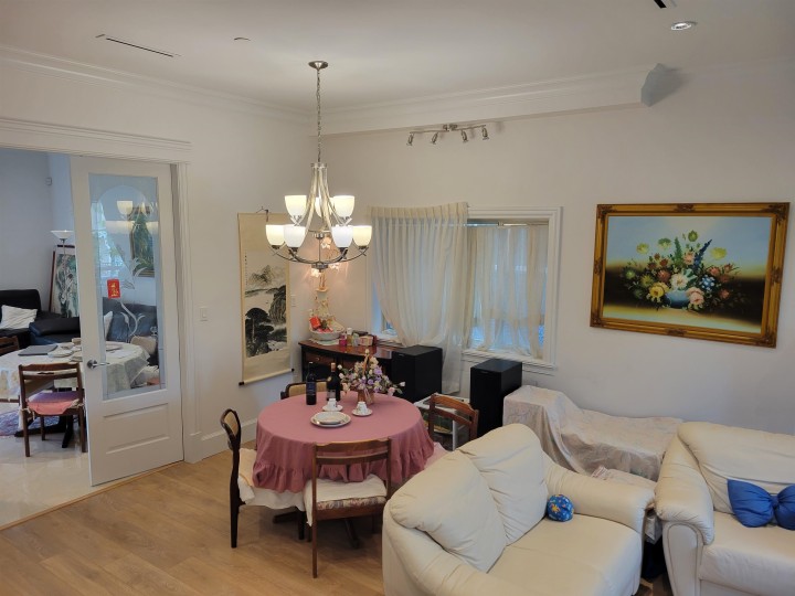 Photo 8 at 2962 Kitchener Street, Renfrew VE, Vancouver East