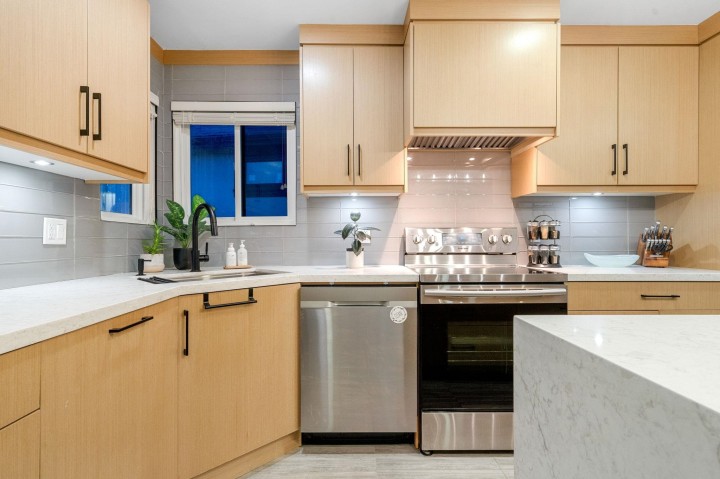 Photo 16 at 2131 Fraserview Drive, Fraserview VE, Vancouver East