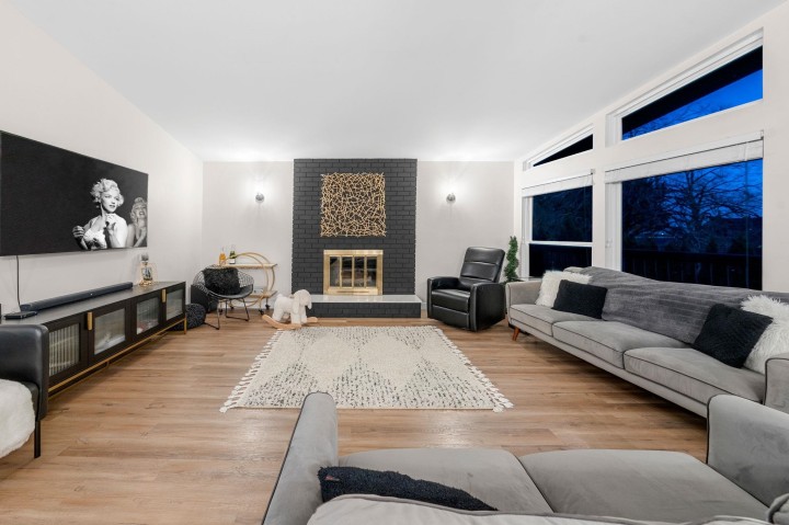 Photo 3 at 2131 Fraserview Drive, Fraserview VE, Vancouver East