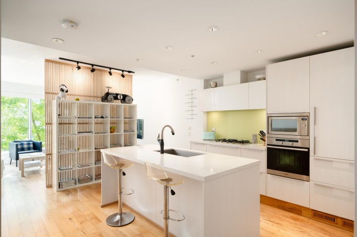 Photo 3 at 406 - 1661 Ontario Street, False Creek, Vancouver West