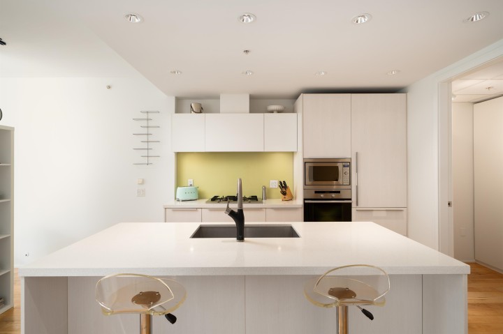 Photo 4 at 406 - 1661 Ontario Street, False Creek, Vancouver West