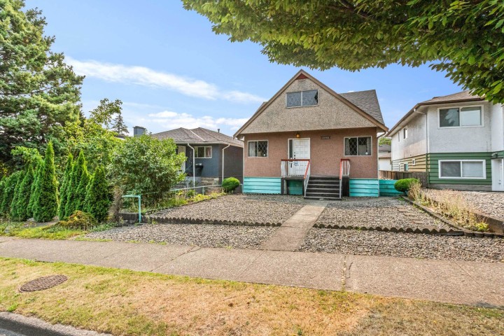 Photo 1 at 3148 E 1st Avenue, Renfrew VE, Vancouver East
