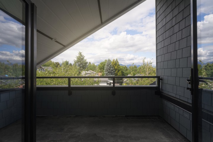 Photo 24 at 920 E 16th Avenue, Fraser VE, Vancouver East