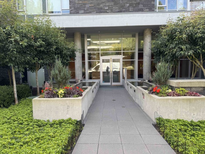 Photo 2 at 402 - 866 Arthur Erickson Place, Park Royal, West Vancouver