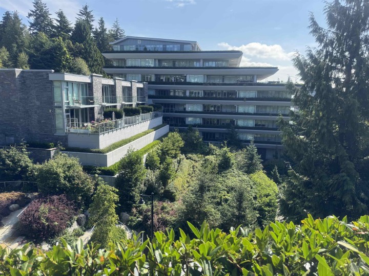 Photo 32 at 402 - 866 Arthur Erickson Place, Park Royal, West Vancouver