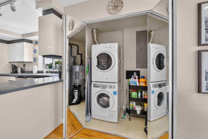 Photo 12 at 9 - 2128 W 43rd Avenue, Kerrisdale, Vancouver West