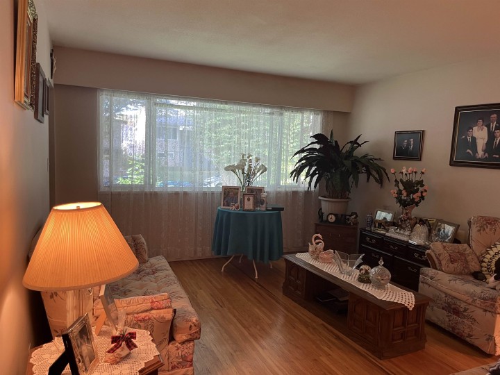 Photo 5 at 2665 Ward Street, Collingwood VE, Vancouver East