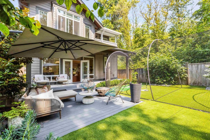 Photo 36 at 1585 Draycott Road, Lynn Valley, North Vancouver